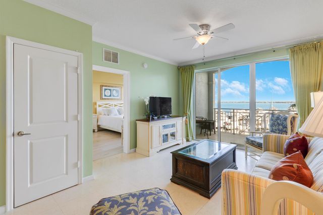 875 NW Flagler Avenue 401, Stuart, FL 34994