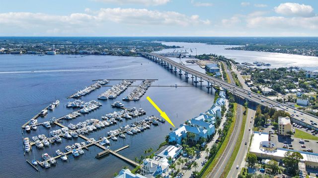 875 NW Flagler Avenue 401, Stuart, FL 34994