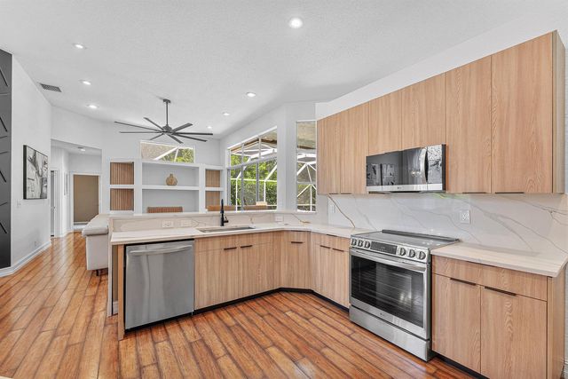 7235 NW 63rd Terrace, Parkland, FL 33067