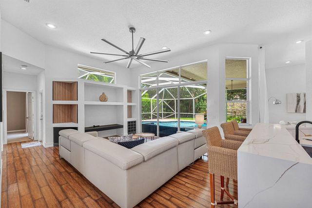 7235 NW 63rd Terrace, Parkland, FL 33067