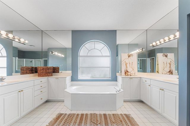 7235 NW 63rd Terrace, Parkland, FL 33067
