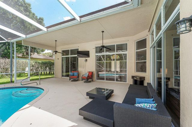 7235 NW 63rd Terrace, Parkland, FL 33067