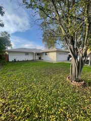 6129 Kermit Ln, Stockton, CA 95207