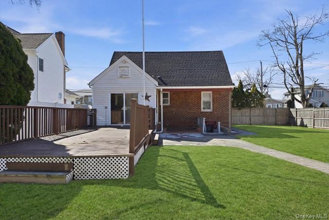 120 Linwood Avenue, North Bellmore, NY 11710