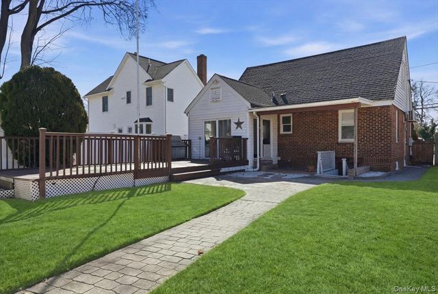 120 Linwood Avenue, North Bellmore, NY 11710