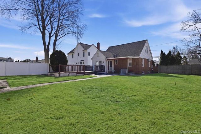 120 Linwood Avenue, North Bellmore, NY 11710