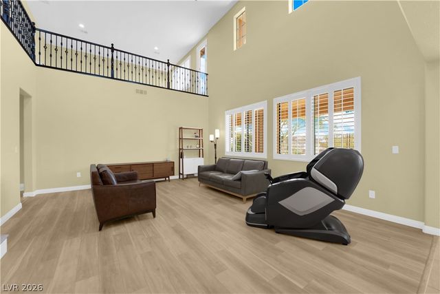 608 Highland Bluff Way, Las Vegas, NV 89138