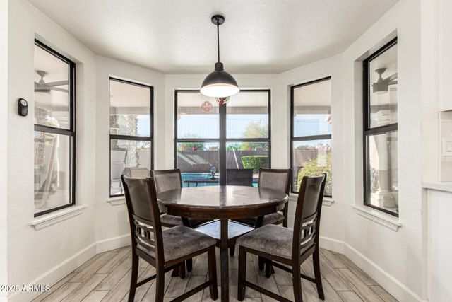 650 S BAY Drive, Gilbert, AZ 85233