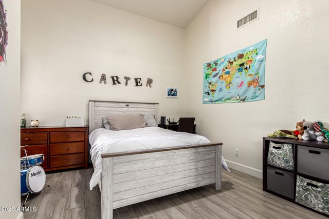 650 S BAY Drive, Gilbert, AZ 85233