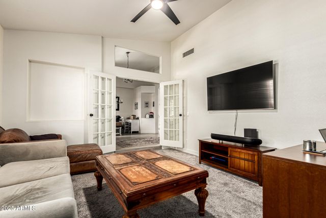 650 S BAY Drive, Gilbert, AZ 85233