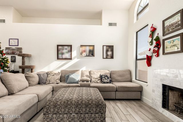 650 S BAY Drive, Gilbert, AZ 85233