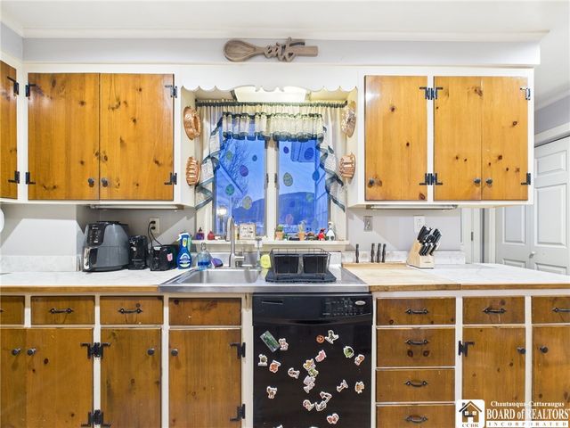 715 East Main Street, Bradford City, PA 16701