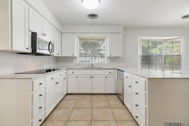 12275 E Sheraton Dr, Baton Rouge, LA 70815