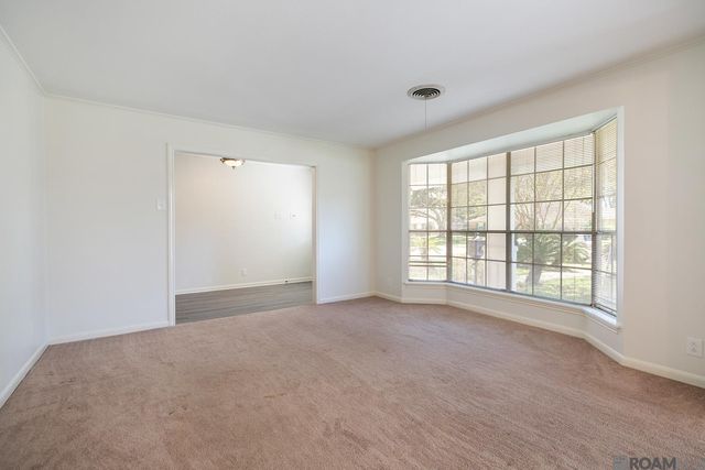12275 E Sheraton Dr, Baton Rouge, LA 70815