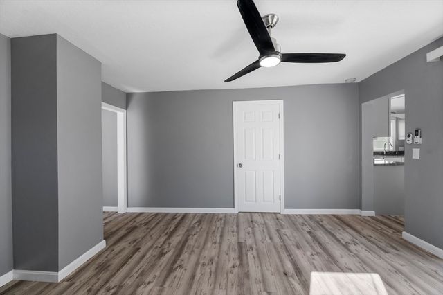 55 Mendon St, Worcester, MA 01604