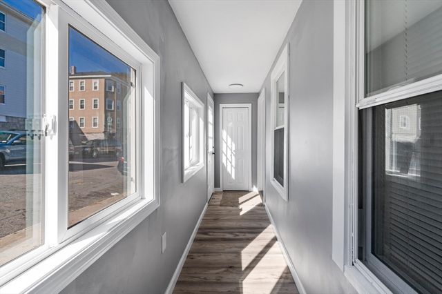 55 Mendon St, Worcester, MA 01604