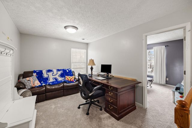 1284 Greendale Road, Lexington, KY 40511