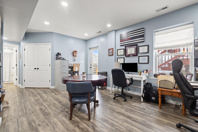 1284 Greendale Road, Lexington, KY 40511