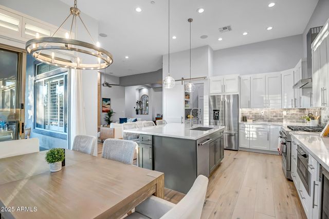 2339 W HAZELHURST Drive, Anthem, AZ 85086