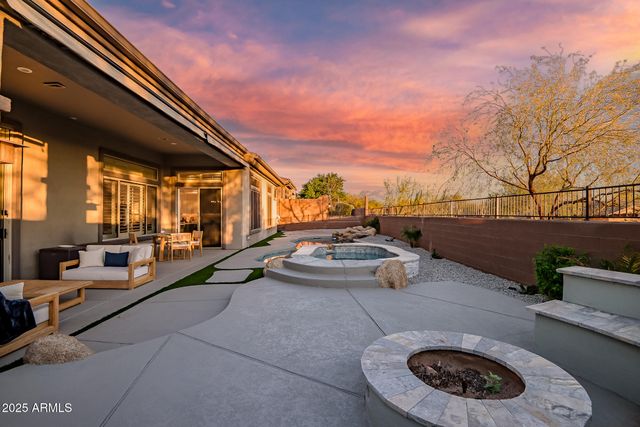 2339 W HAZELHURST Drive, Anthem, AZ 85086