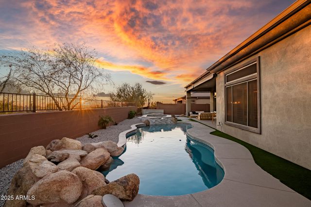 2339 W HAZELHURST Drive, Anthem, AZ 85086