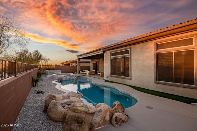 2339 W HAZELHURST Drive, Anthem, AZ 85086