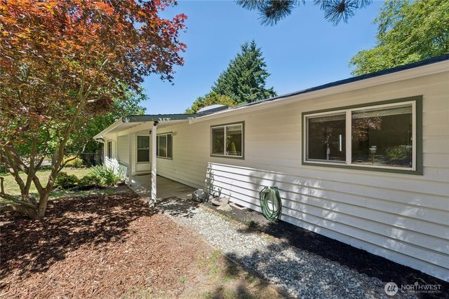 19520 Grannis Road, Bothell, WA 98012