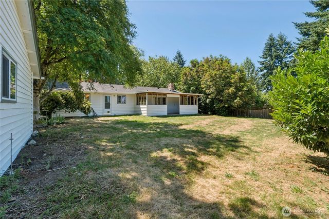 19520 Grannis Road, Bothell, WA 98012