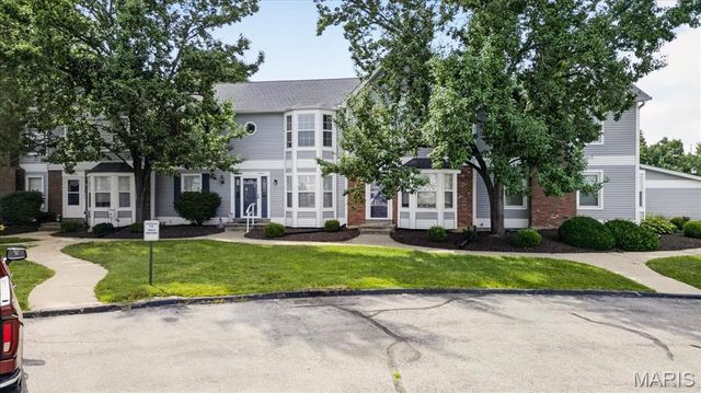 1664 Kircher Drive C, St Charles, MO 63303