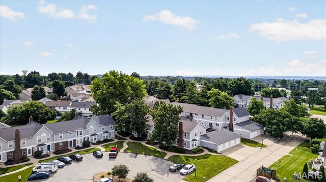 1664 Kircher Drive C, St Charles, MO 63303
