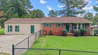 100 Ranes Drive, Henderson, NC 27536