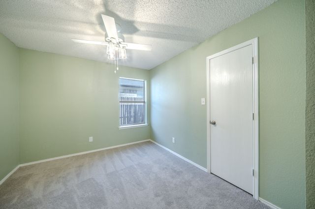 1813 Canyon Ridge Street, Fort Worth, TX 76131