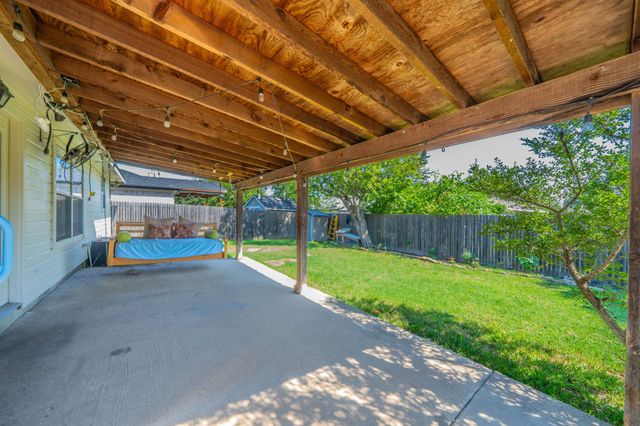1813 Canyon Ridge Street, Fort Worth, TX 76131