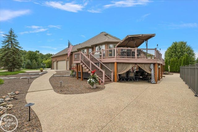 62682 Coralburst Drive, Washington Twp, MI 48094