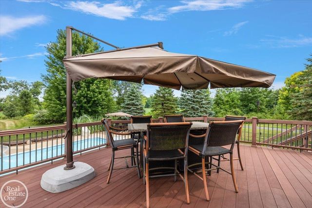 62682 Coralburst Drive, Washington Twp, MI 48094