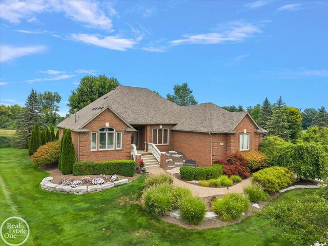 62682 Coralburst Drive, Washington Twp, MI 48094
