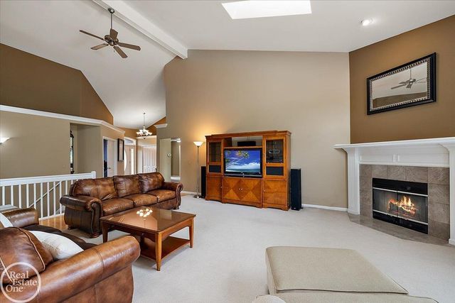 62682 Coralburst Drive, Washington Twp, MI 48094