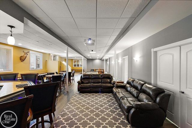 62682 Coralburst Drive, Washington Twp, MI 48094
