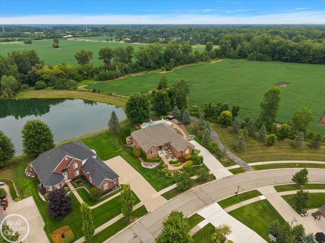 62682 Coralburst Drive, Washington Twp, MI 48094