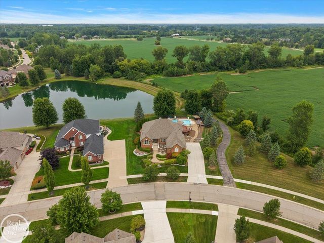 62682 Coralburst Drive, Washington Twp, MI 48094