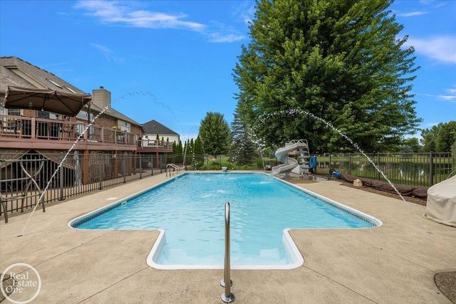 62682 Coralburst Drive, Washington Twp, MI 48094