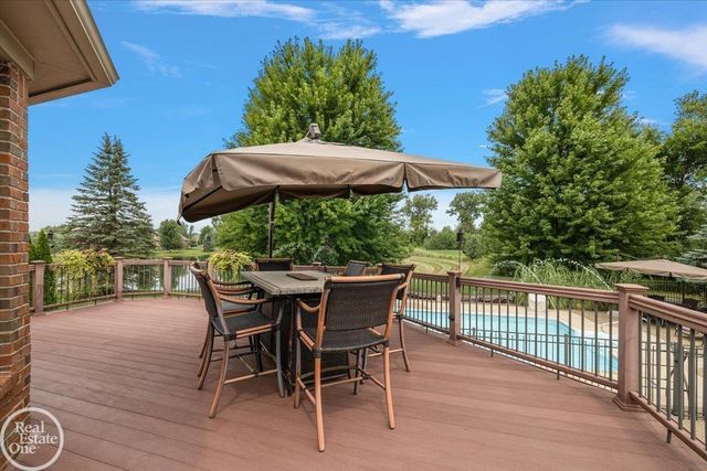 62682 Coralburst Drive, Washington Twp, MI 48094