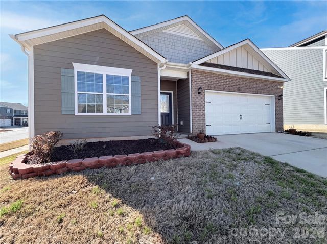 155 Scotsway Court, Troutman, NC 28166