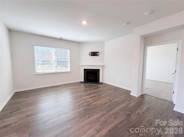 155 Scotsway Court, Troutman, NC 28166