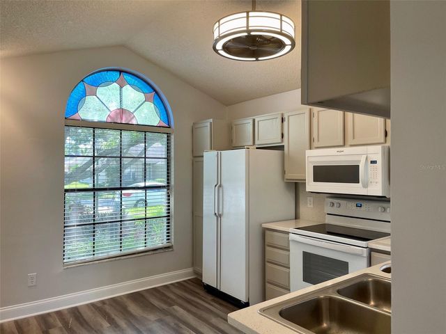 878 E CHARING CROSS CIRCLE, Lake Mary, FL 32746
