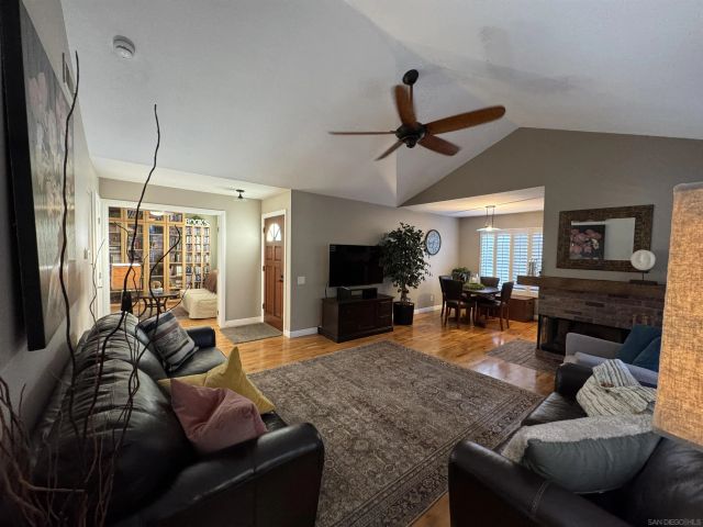 3684 Avocado Village 20, La Mesa, CA 91941