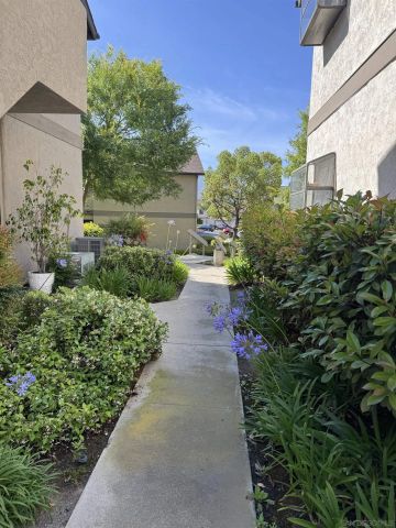 3684 Avocado Village 20, La Mesa, CA 91941