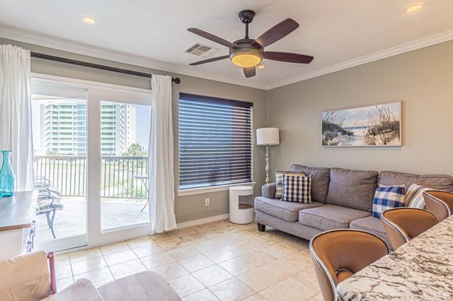 9520 Seawall Boulevard 252, Galveston, TX 77554