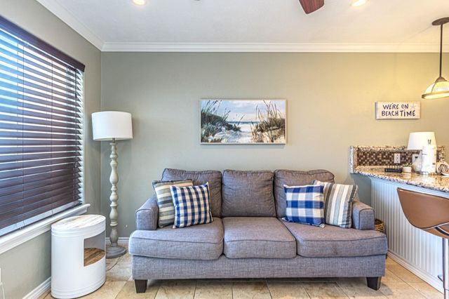 9520 Seawall Boulevard 252, Galveston, TX 77554