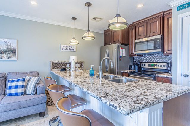 9520 Seawall Boulevard 252, Galveston, TX 77554